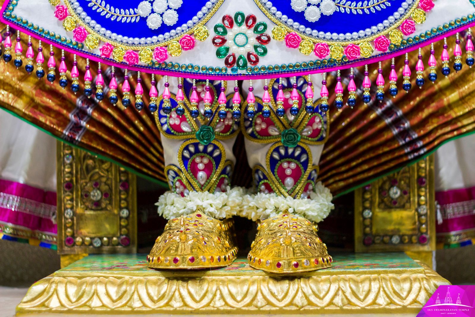 ©1987-2017 SKS Swaminarayan Temple East London